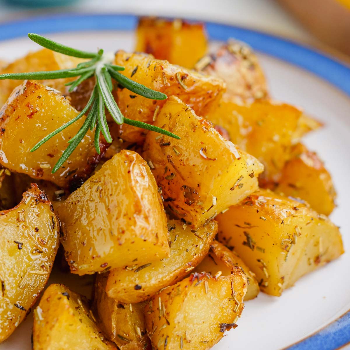 Greek Potatoes 1200 