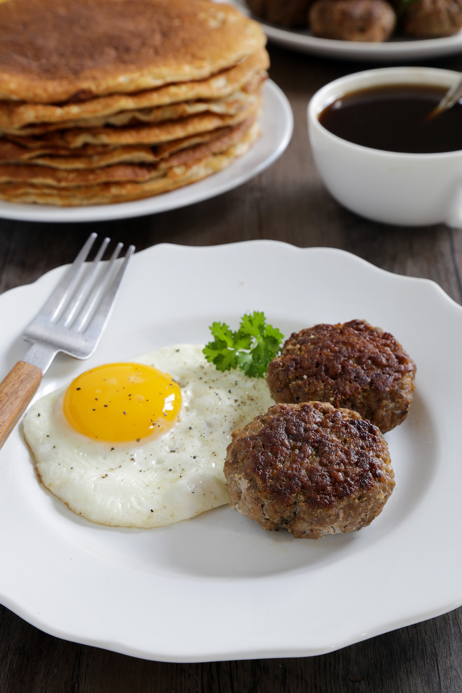https://www.texanerin.com/content/uploads/2017/01/homemade-paleo-breakfast-sausages-1.jpg