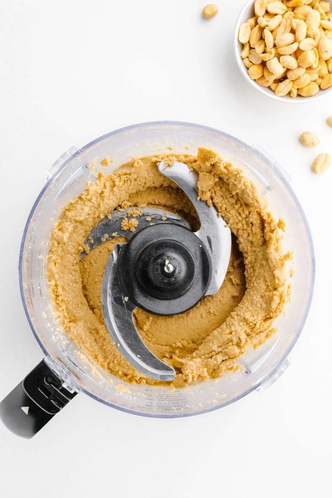 How to Make Peanut Butter in Only 5 Minutes (1 ingredient
