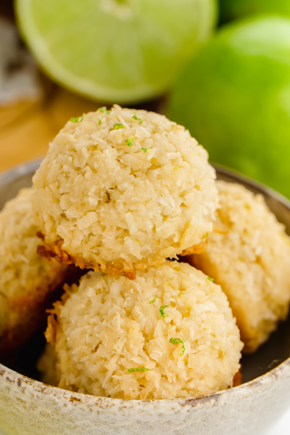 Coconut Lime Macaroons (vegan, paleo) - Texanerin Baking