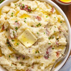 Red Skinned Mashed Potatoes (super creamy, easy to make!) - Texanerin ...