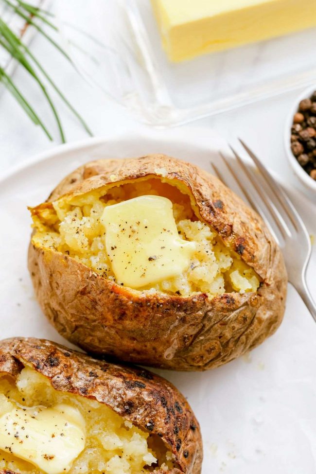 Healthy Air Fryer Baked Potatoes Recipe — The Mom 100
