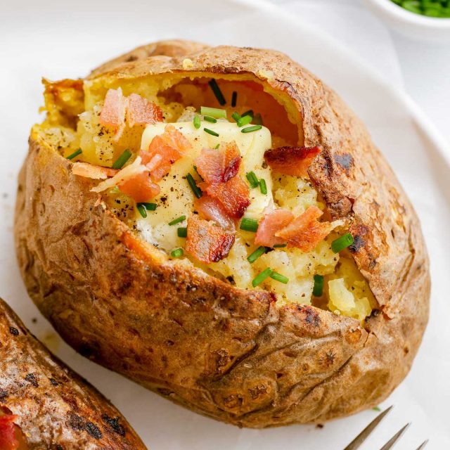 Air Fryer Baked Potatoes - Texanerin Baking