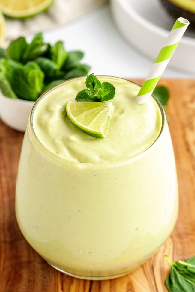 Vietnamese Avocado Smoothie (traditional and healthy versions) - Texanerin  Baking