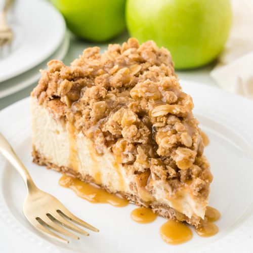 Apple Crumble Cheesecake - Texanerin Baking